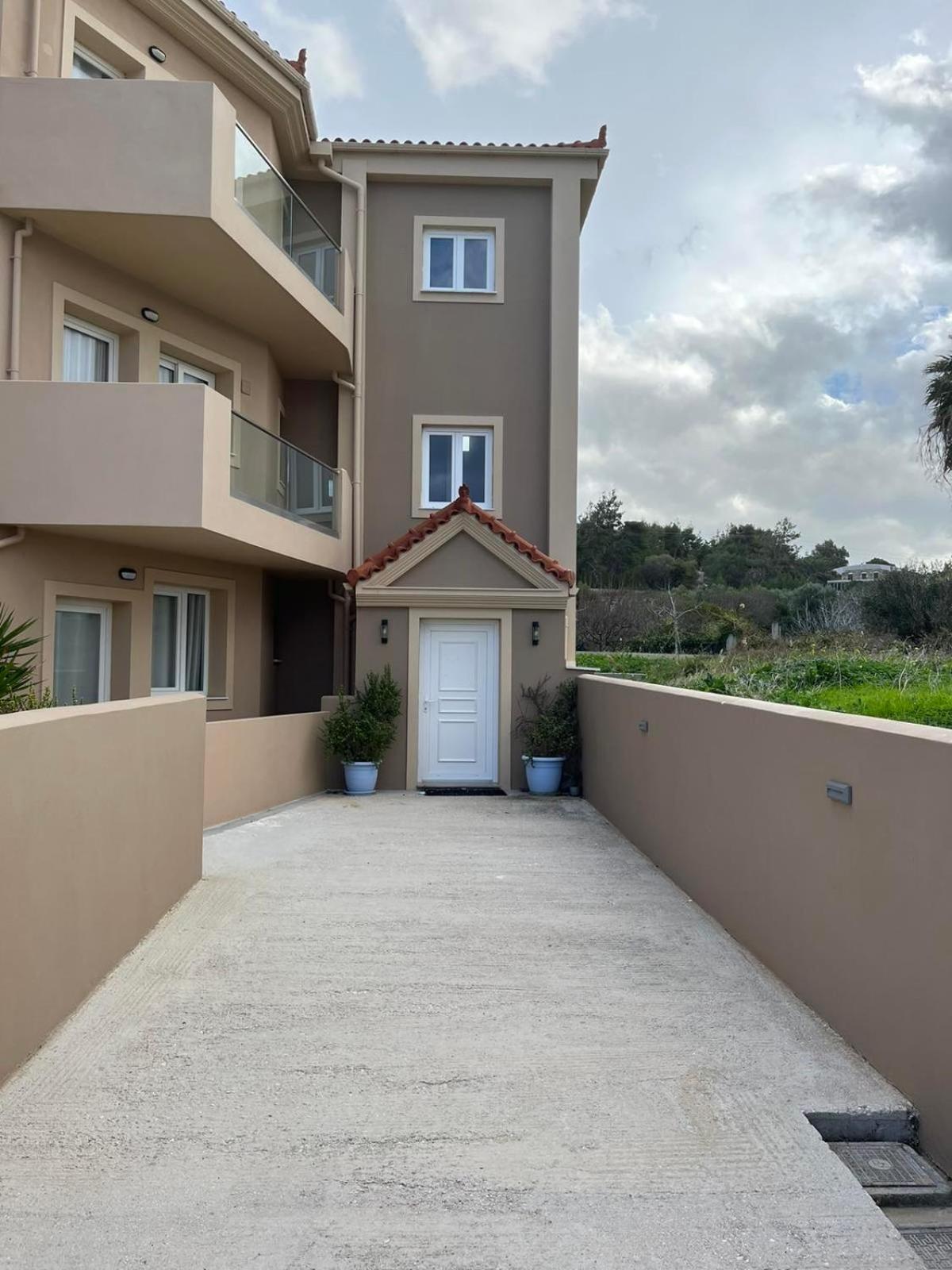 Egialion Iqia Lägenhet Argostoli  Exteriör bild