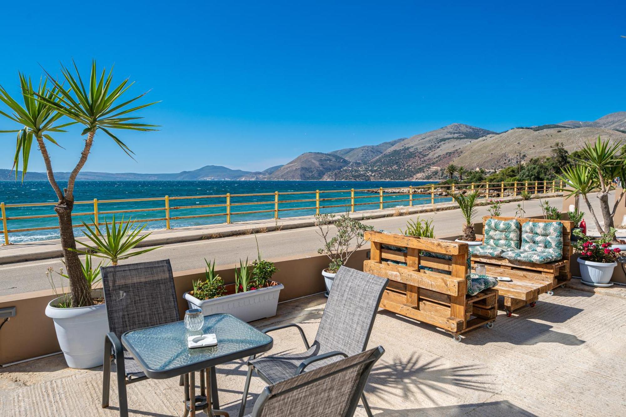 Egialion Iqia Lägenhet Argostoli  Exteriör bild